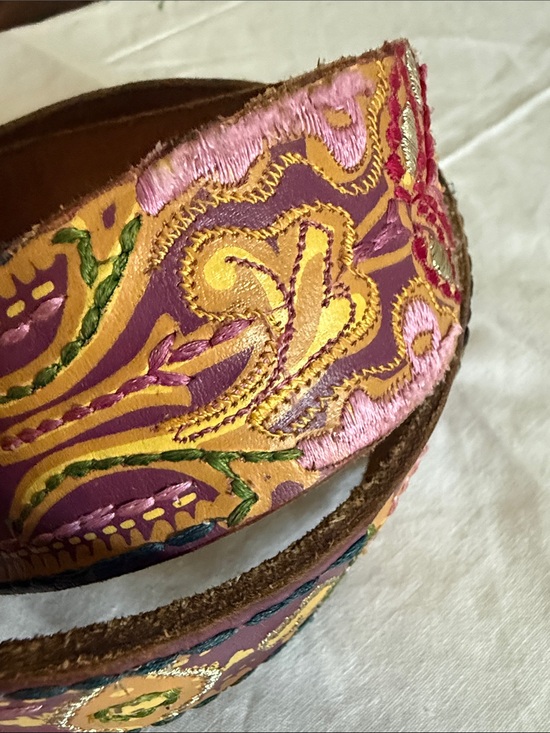 Lucky Brand NEWPurple Leather Belt with Gold & Pink Embroidery& Silver Buckle S